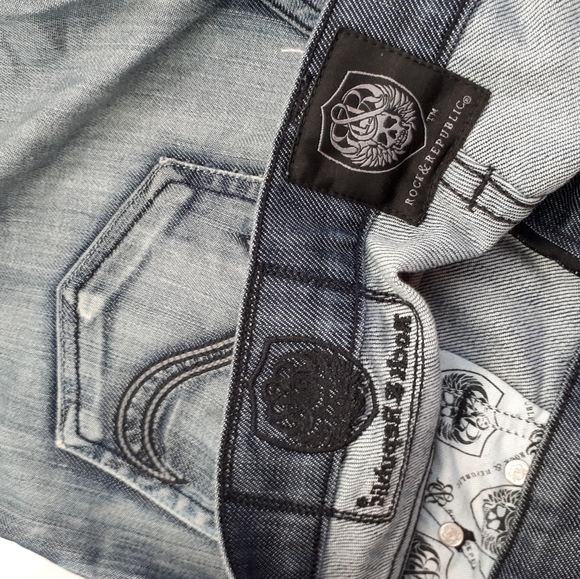 Men's Authentic Rock and Republic Jeans - Picture 4 of 6